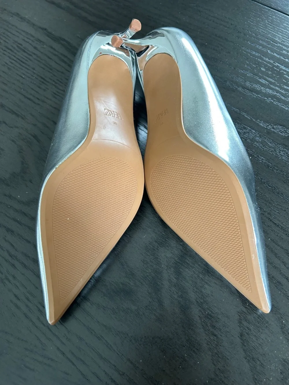 Silver Shoes - Picture 3 of 4